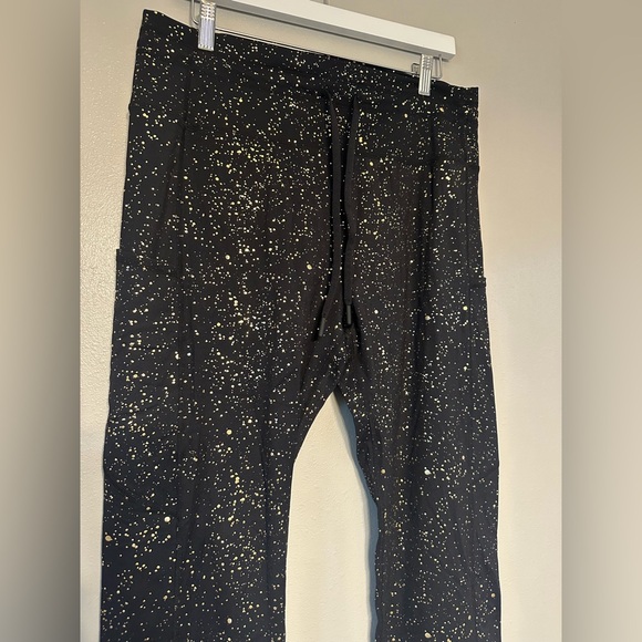 Zyia Black Reflective Pocket Light n Tight Hi-Rise 7/8 24" - Picture 7 of 10